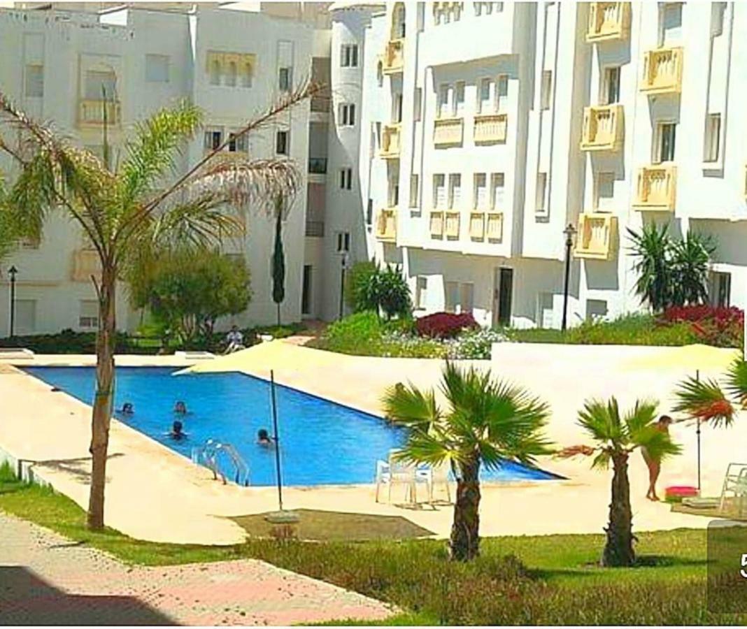Chic Appart Vue Sur Piscine Tánger Exterior foto